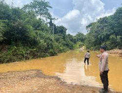 Polsek Kahut Perketat Patroli di Titik Rawan Banjir